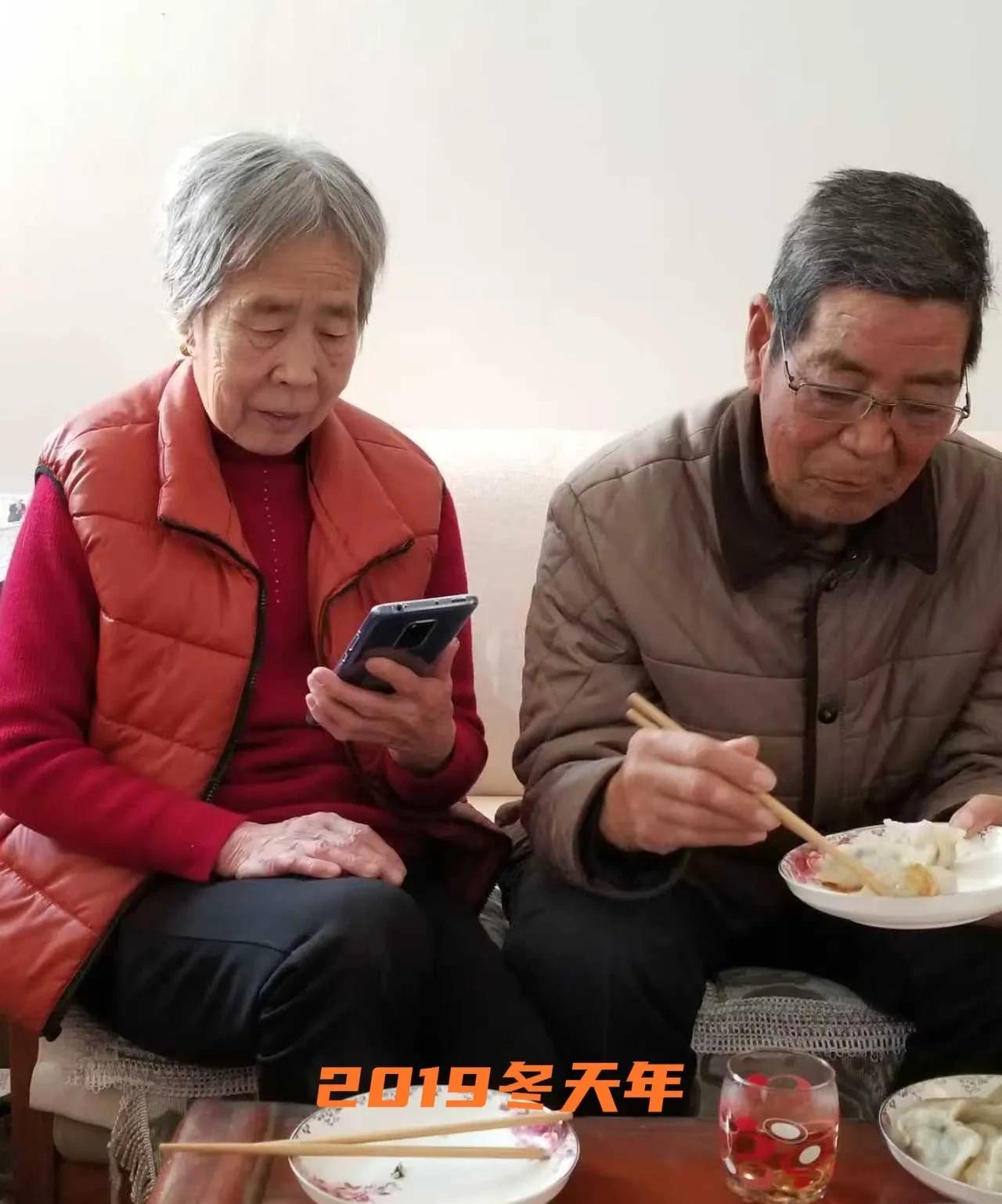 昨天晚上老娘来电话，问我啥时候到家，说想我了……昨晚7点左右，很少主动要我电话
