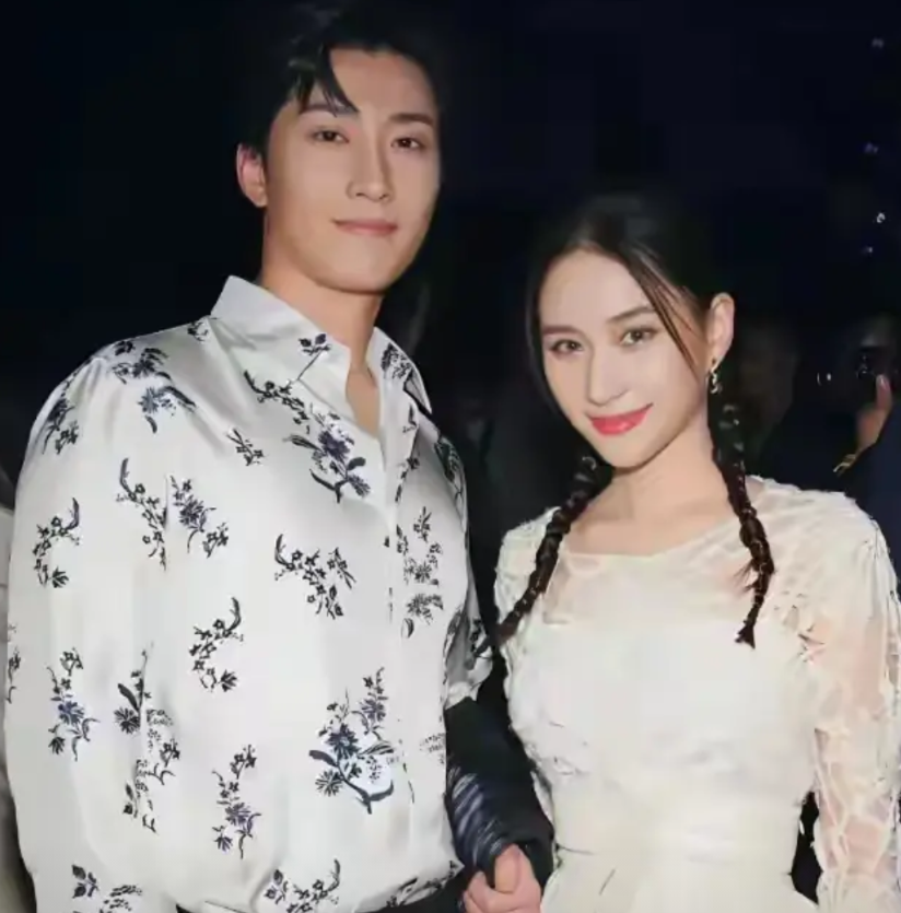 我敢断定：像何超莲这样的富家千金小姐，若是窦骁离开了他，大概率是孤寡一辈