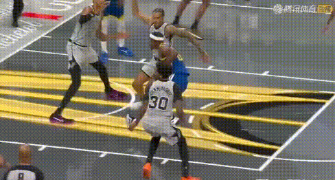 上头了——追梦3节连冲文班狂送帽！第3节文班篮下追梦后，追梦回去冲了一个就觉得