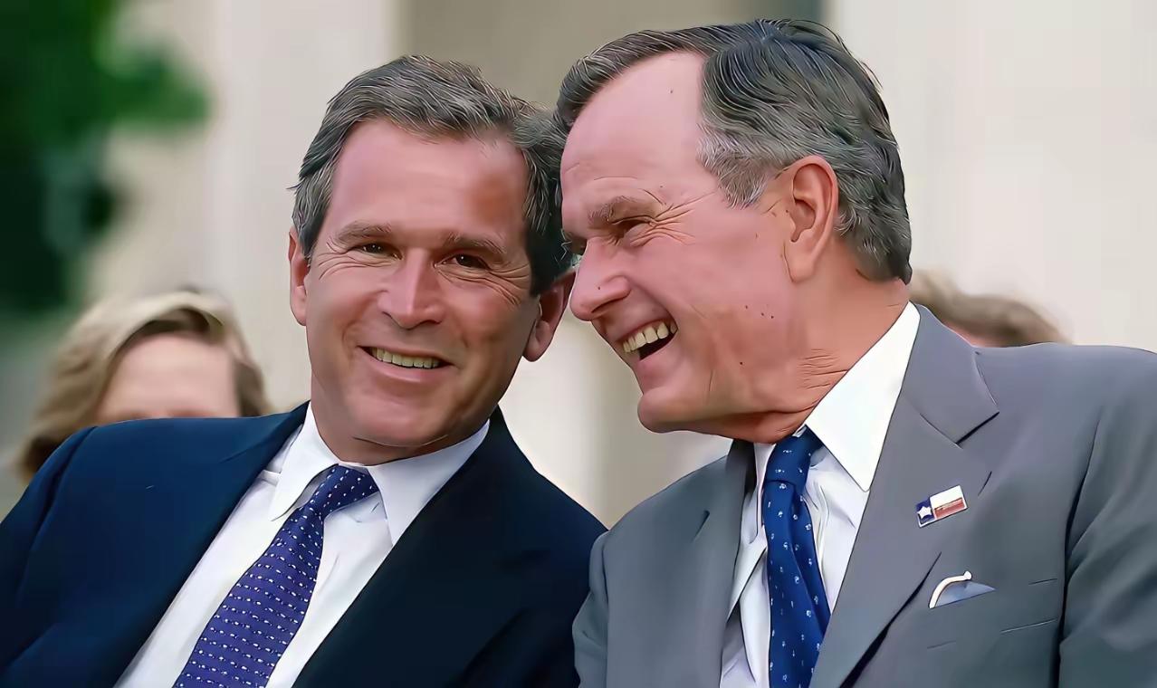 小布什这一次，笑了！为何？爱泼斯坦案中，那个圈子中没有涉及的人，怕就只有他了！