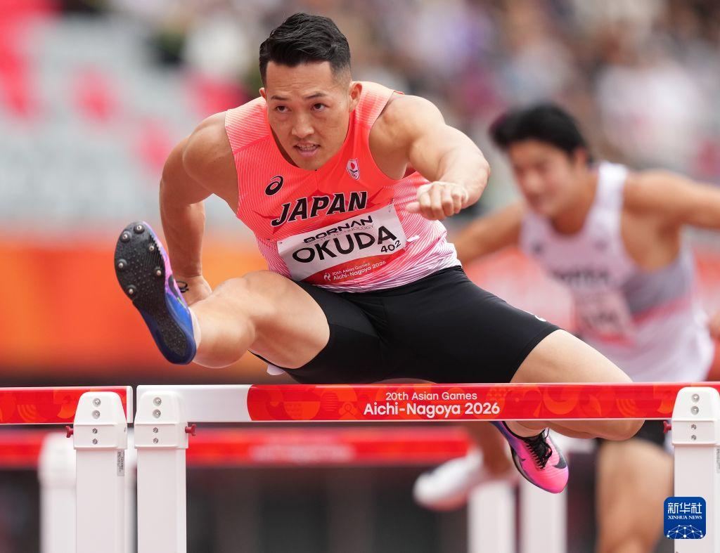 当地时间9月27日，赛程进入第五个比赛日，男子十项全能迎来了第七项：铁饼投掷。