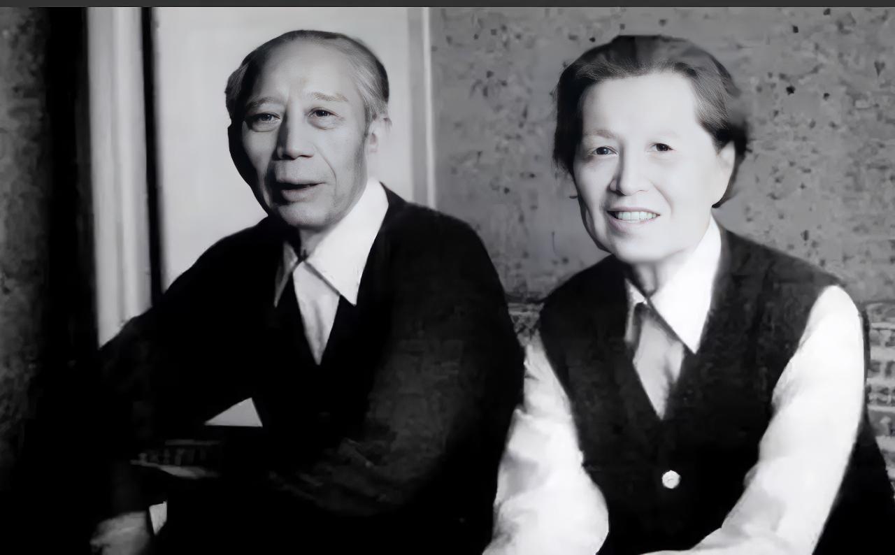 1937年，旅长王震29岁了，还是光棍，贺龙急了：“王胡子，给你介绍个北大女学生