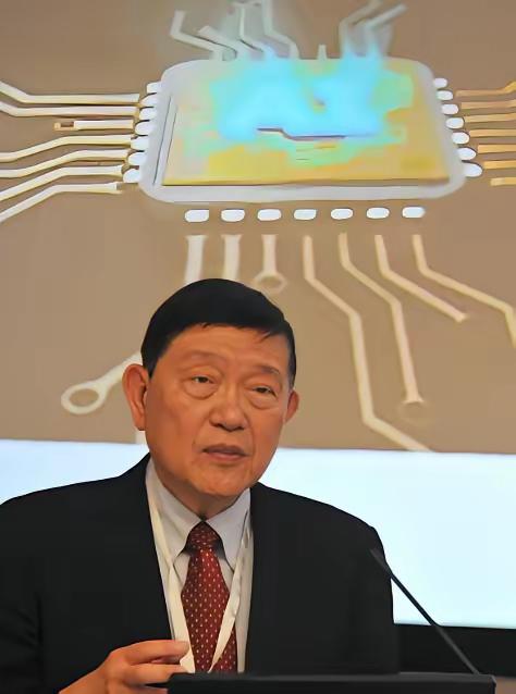中芯国际创始人张汝京曾说，他在自己离开台积电时，台积电董事长告诉他，你敢去大陆，