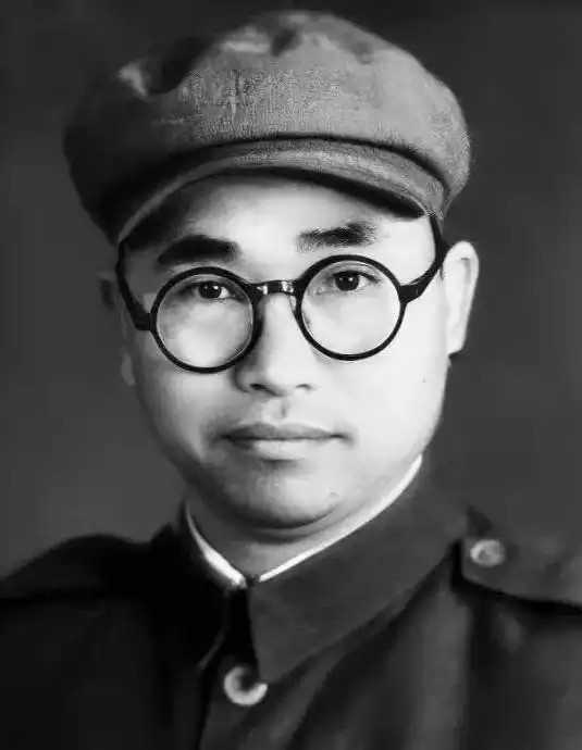 1948年10月晚，独立2师刚到饶阳河。发现岸边公路上来了一支国民党搜索部队，完