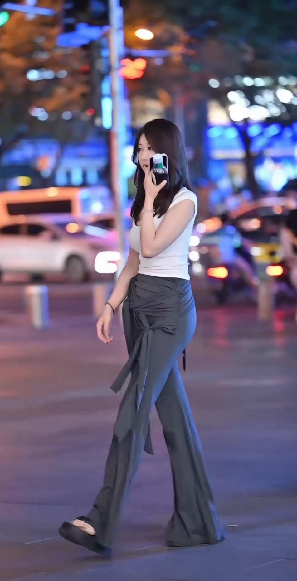 美女 街拍小姐姐穿搭秀 女神