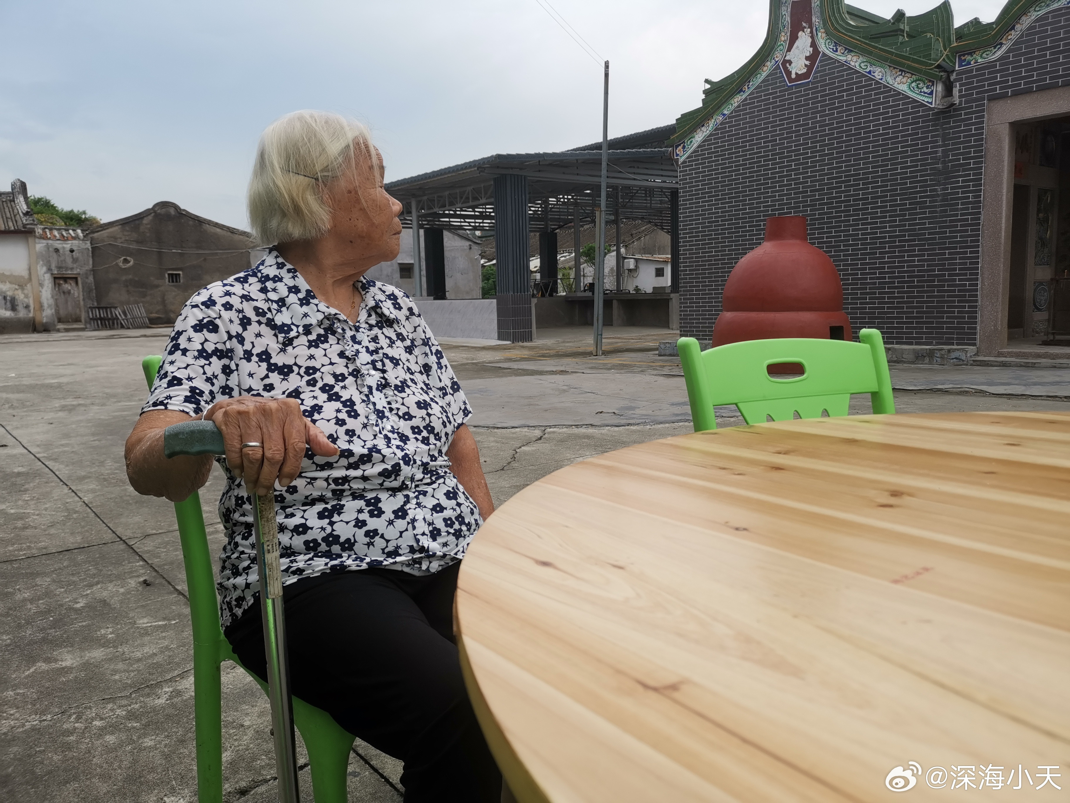 新中国才是人民的国家之前看一些群友聊自己奶奶是大家族出身，写得一手好字，大家闺秀