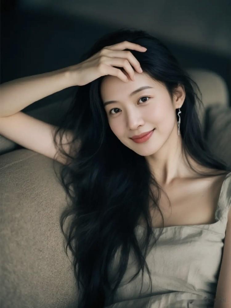 我大学的时候谈了一个男朋友，谈得好好的，突然有一天他就和我断联了。我打他电话