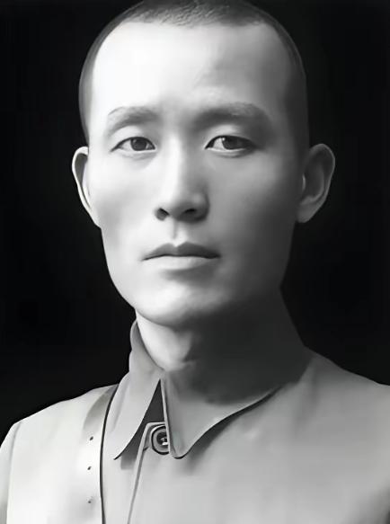 吴石牺牲后，接替他在台潜伏的徐会之，是我党隐蔽战线的王牌特工，可他竟主动向国民党