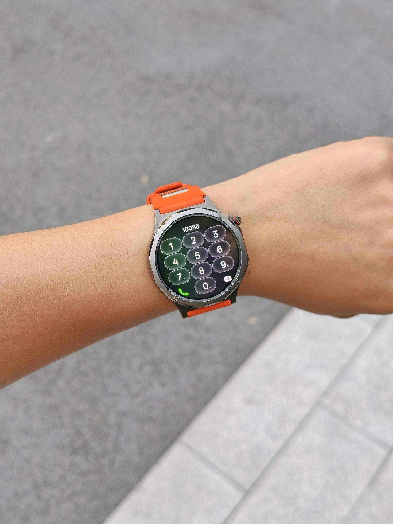 抛掉手机只戴手表出门，慢下来感受生活这个周末想彻底放空，试了一把只戴OPPO