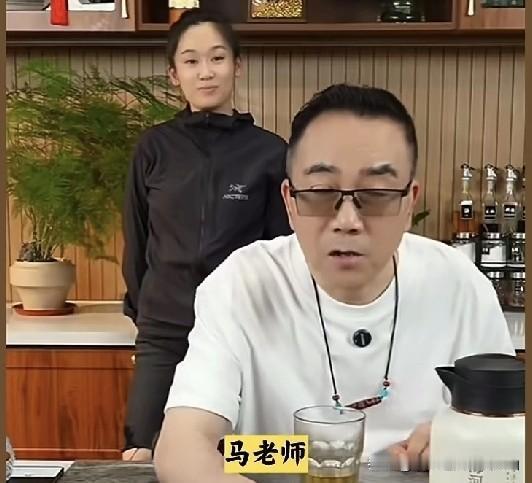 “马季老师才是真大师！”海河战神杨老五最近提起前辈，满是敬佩。“人家那活儿，扎实