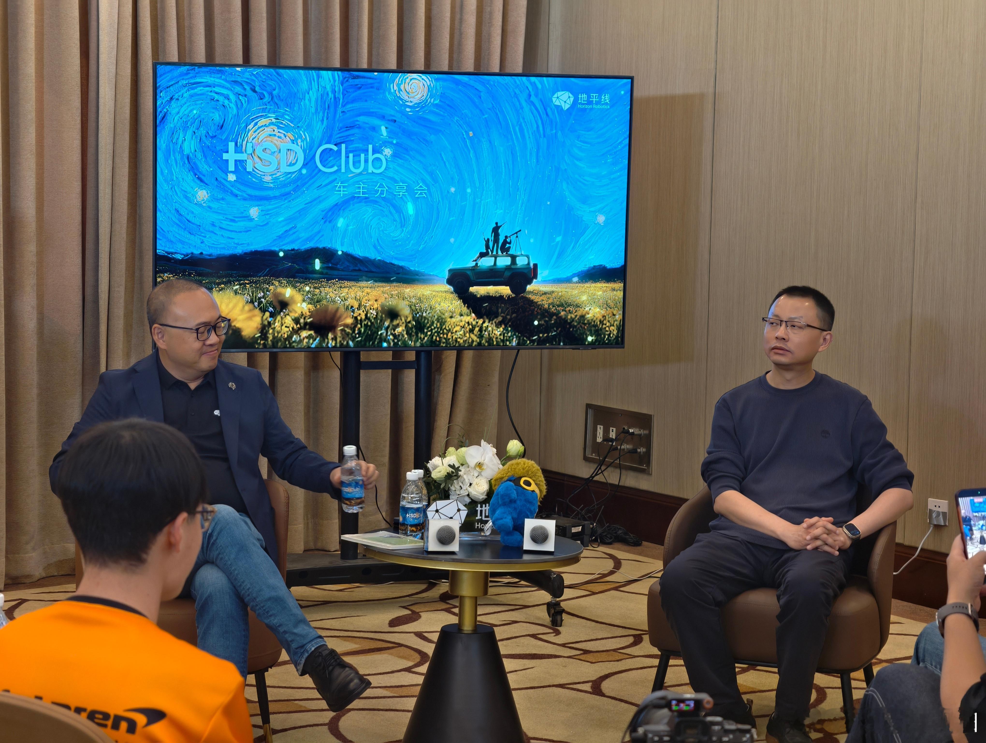 整理下苏箐在北京车展和用户面对面聊的几个话题：-关于L3苏箐：对于L3，我