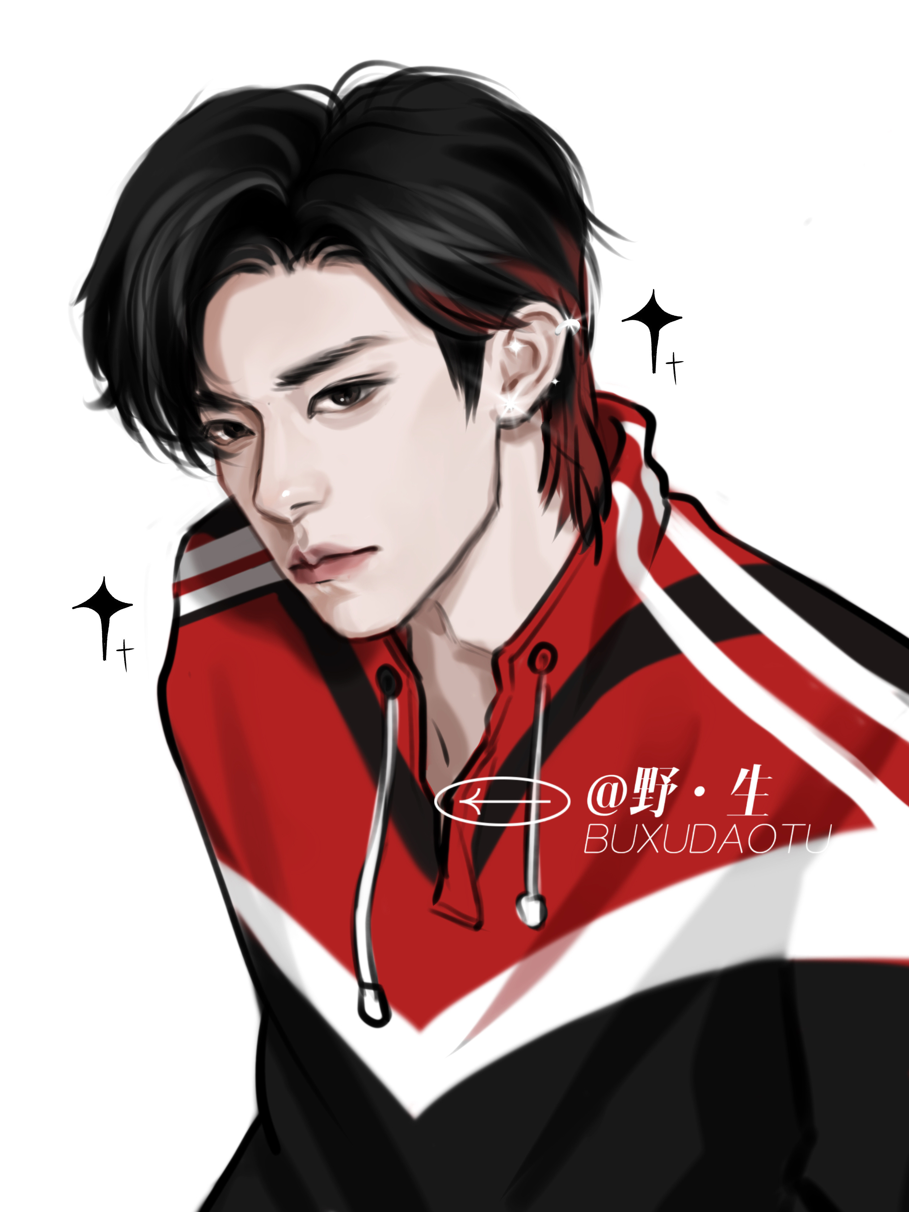 易烊千玺不语，一味展示耳钉