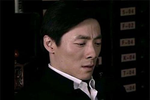 1941年底，军统特务祁希贤被捕，他交代军统还派了特务赵秀去延安。边区保卫部由此