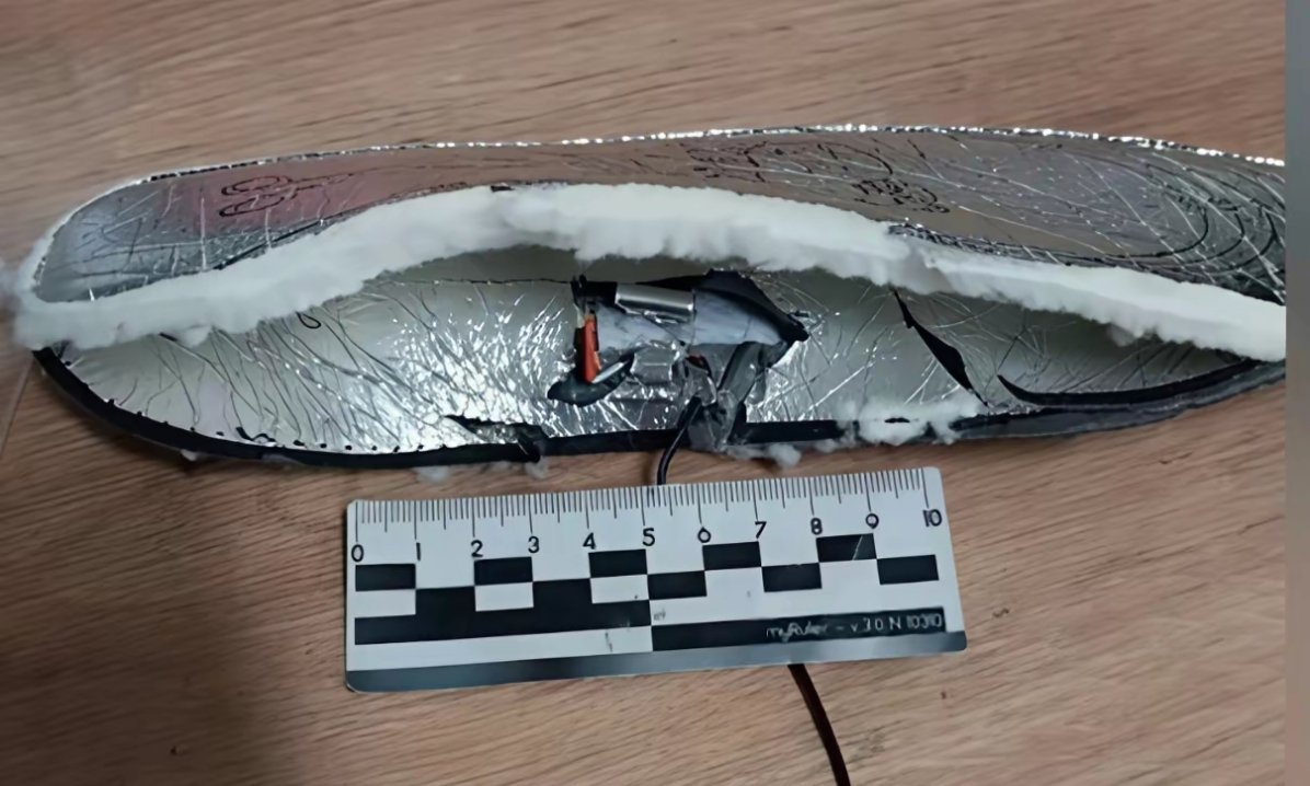 乌克兰以人道主义物资为掩护，向前线俄军输送暗藏爆炸物的保暖鞋垫。