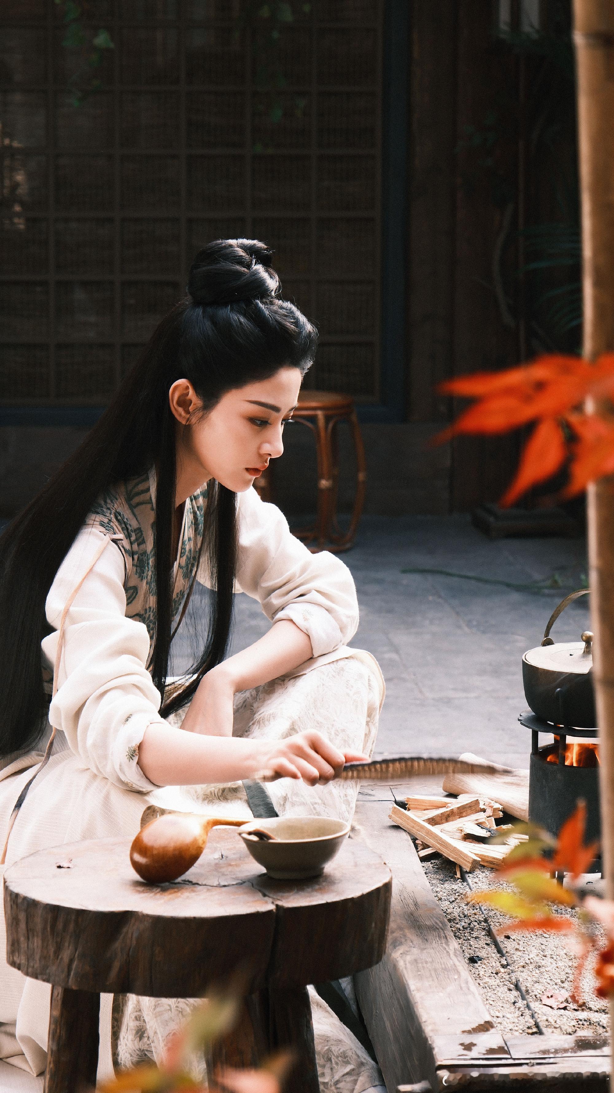 赵晴00花买股看了《金吾不禁》片花，真的被赵晴惊艳到，能想到让她演女将军的真