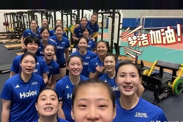 家中有粮心不慌。虽然李盈莹、吴梦洁短暂离队，但并不意味着赵勇指导麾下就缺少重炮