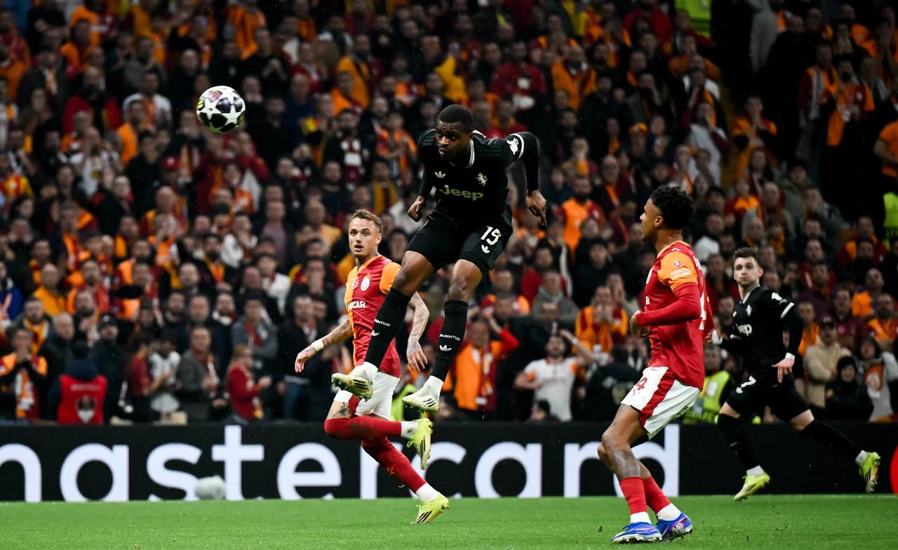 尤文图斯客场2-5加拉塔萨雷，卡卢卢赛后采访：“丢球总是源于我们的失误，但对