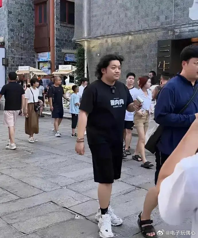 这是夏雨？怪不得没人找他拍戏了！