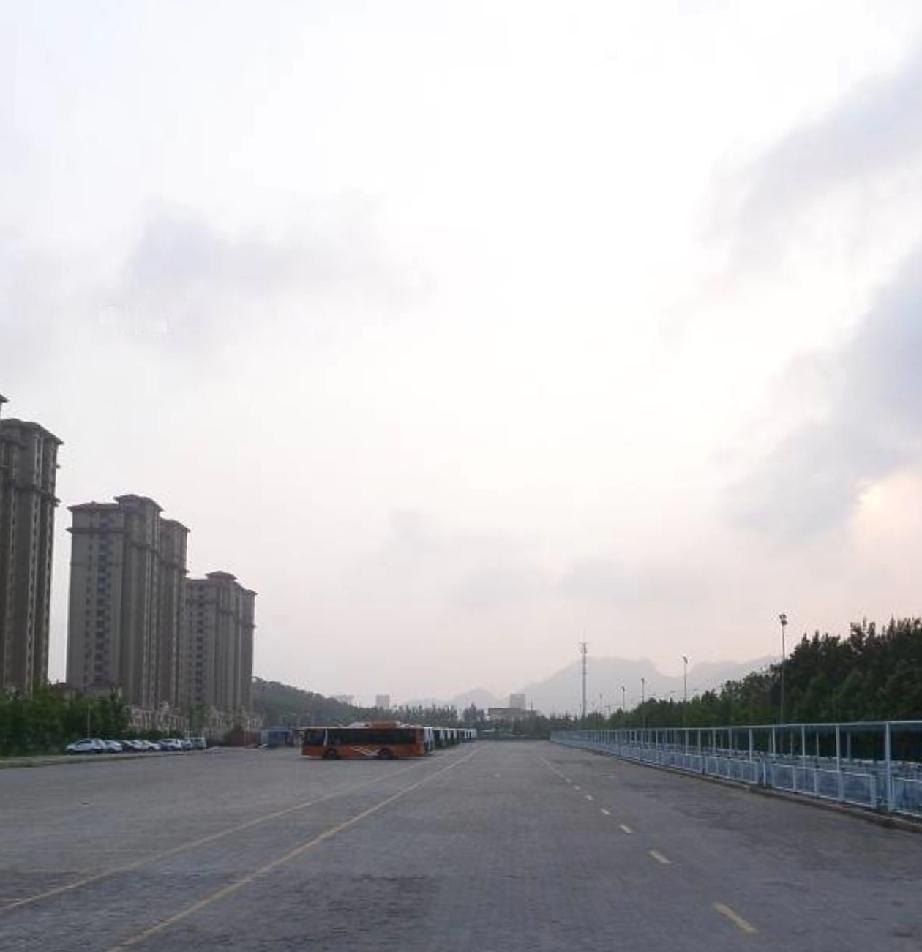 近日，青岛市地铁2号线二期工程世园停车场公交场站搬迁项目拟实施，项目由青岛市李沧