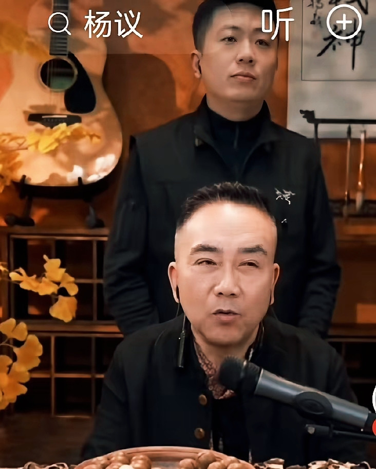 “海河战神”杨老五直播开撕：谁再骂曹云金，我跟他没完！刚刚刷到直播，我真看呆