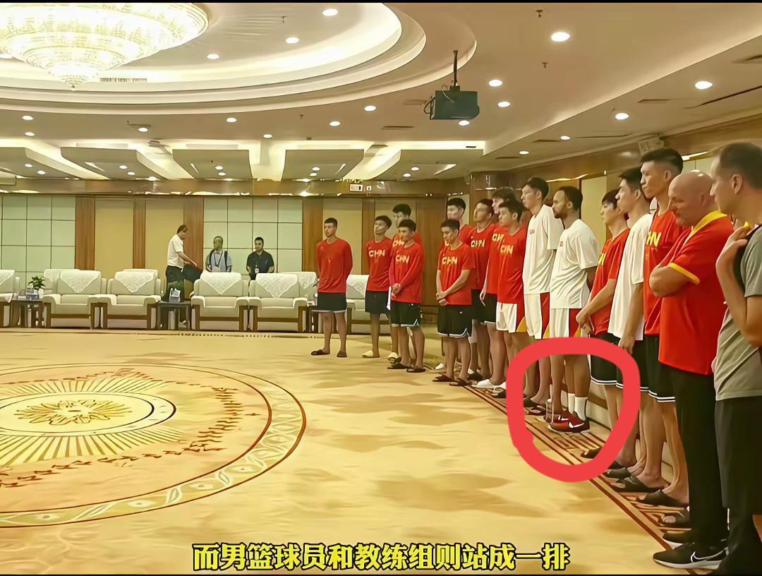 中国男篮为什么两输韩国，要知道连韩国媒体都认为韩国不可能赢中国的。看看这张图你就