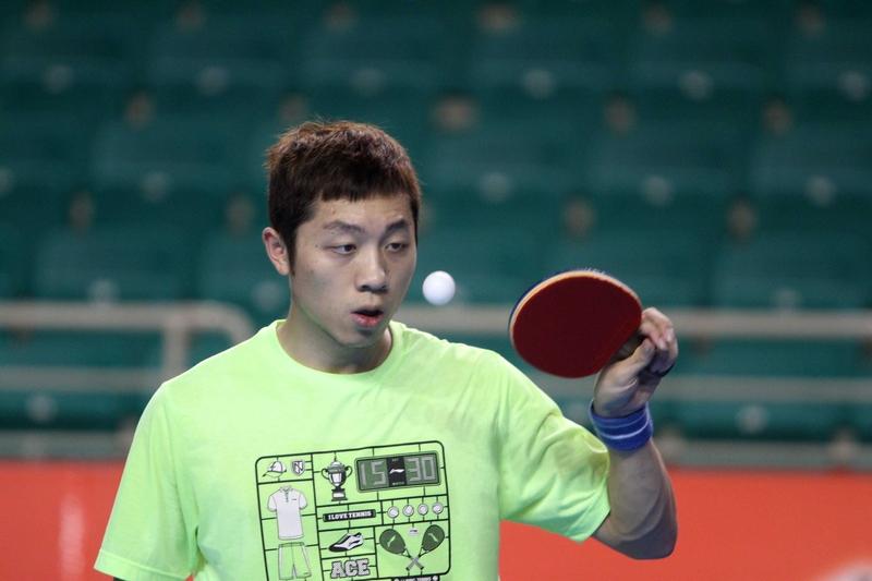 徐昕转会广州队后表现明显提升了。在俱乐部杯赛里，他代表广州队打了两场比赛。首战对