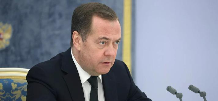 梅德韦杰夫：抓了马杜罗，才知道朝鲜核武器的含金量 1月3日，梅德韦杰夫