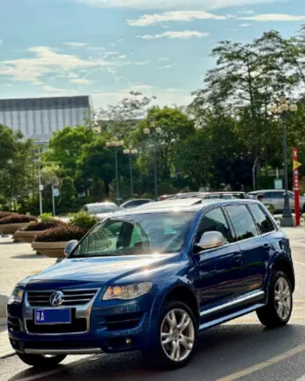 虽然他是蓝色的，但他在我心中就是白月光~1.5代途锐真的是顶~大v聊车深圳