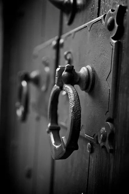 读书忍受委屈，不如承受委屈；承受委屈，不如接受委屈；接受委屈，不如不委屈。一切皆