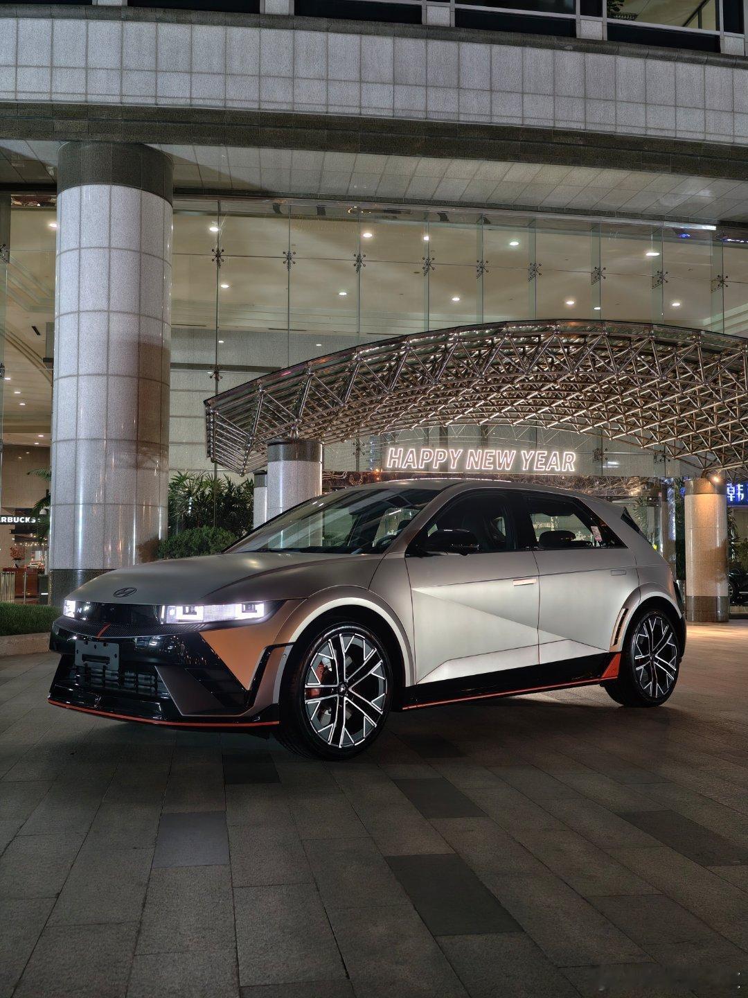 太美了shitbro充个电～这车很挑桩不然得充坏neverjustdri