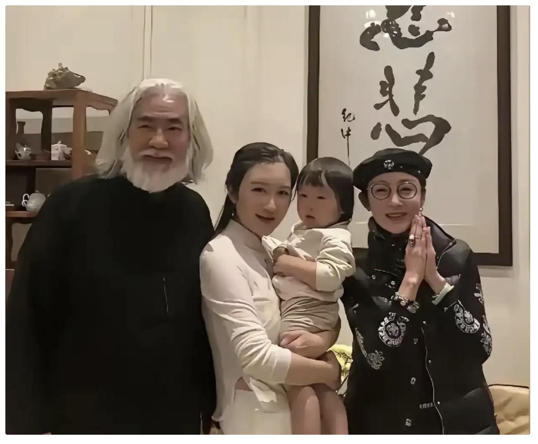 张纪中的岳母向天下的父母提了个醒，你可以把女儿嫁给老男人，也可以把女儿嫁给白