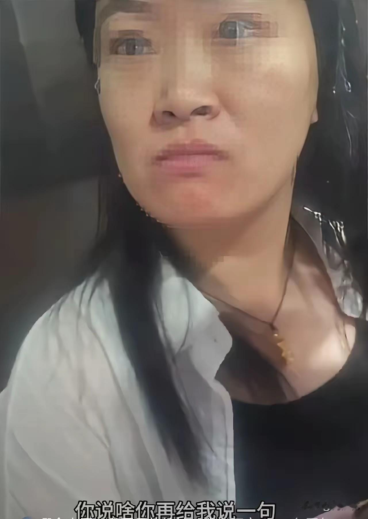 石家庄这名化学老师已经被辞退了，马上开学了，自己竟然把这么好的工作给弄丢了。