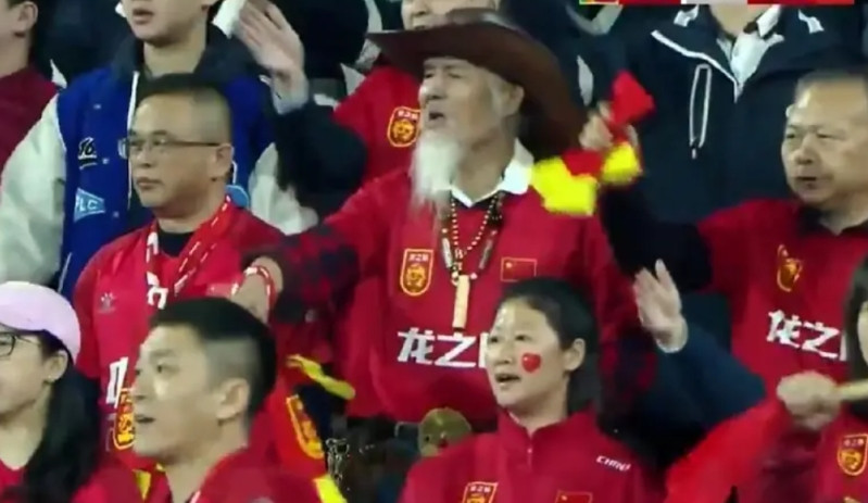 作为球迷，面对中国U16队4场小组赛取得38个净胜球，一定要冷静的分析，不要因为