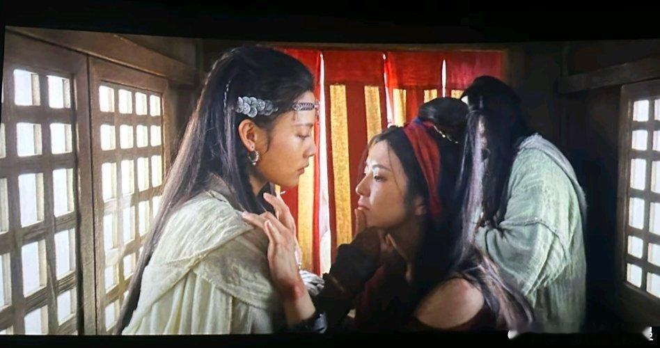 镖人黑马从漫画追到电影，看到镖人现在这个成绩真的想哭，国漫真的越来越好了。