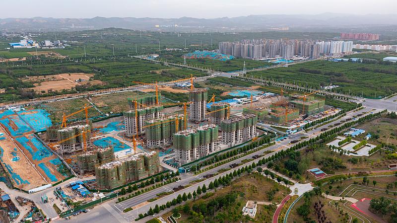 郑州航空港区，规划2035年人口目标260万，GDP冲击万亿级别作为全国唯