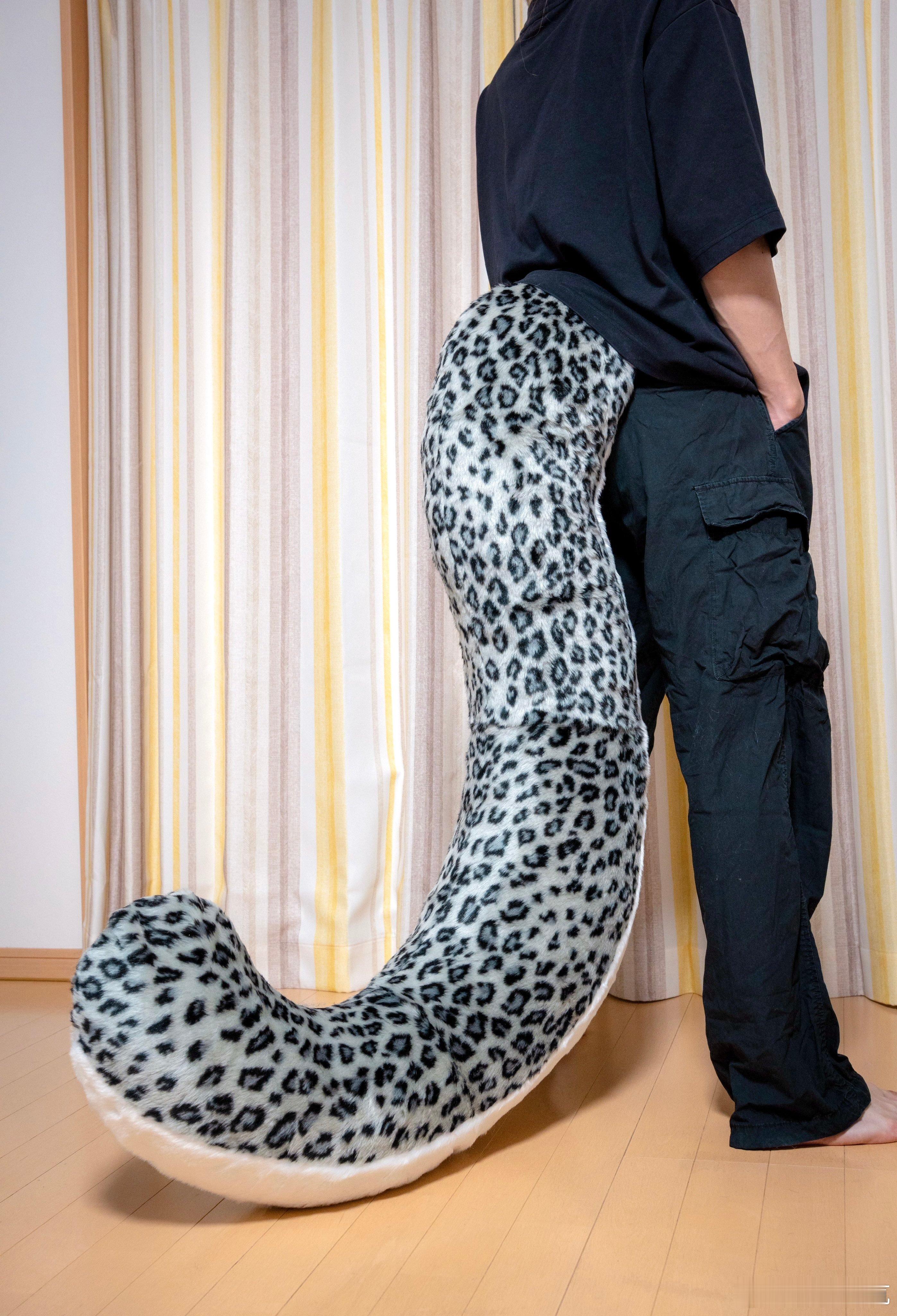 【大雪豹尾巴🐆】​​​