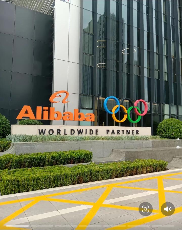 阿里顶配模型就用千问App2026年，注定是科技界令人振奋的一年，就在刚刚，