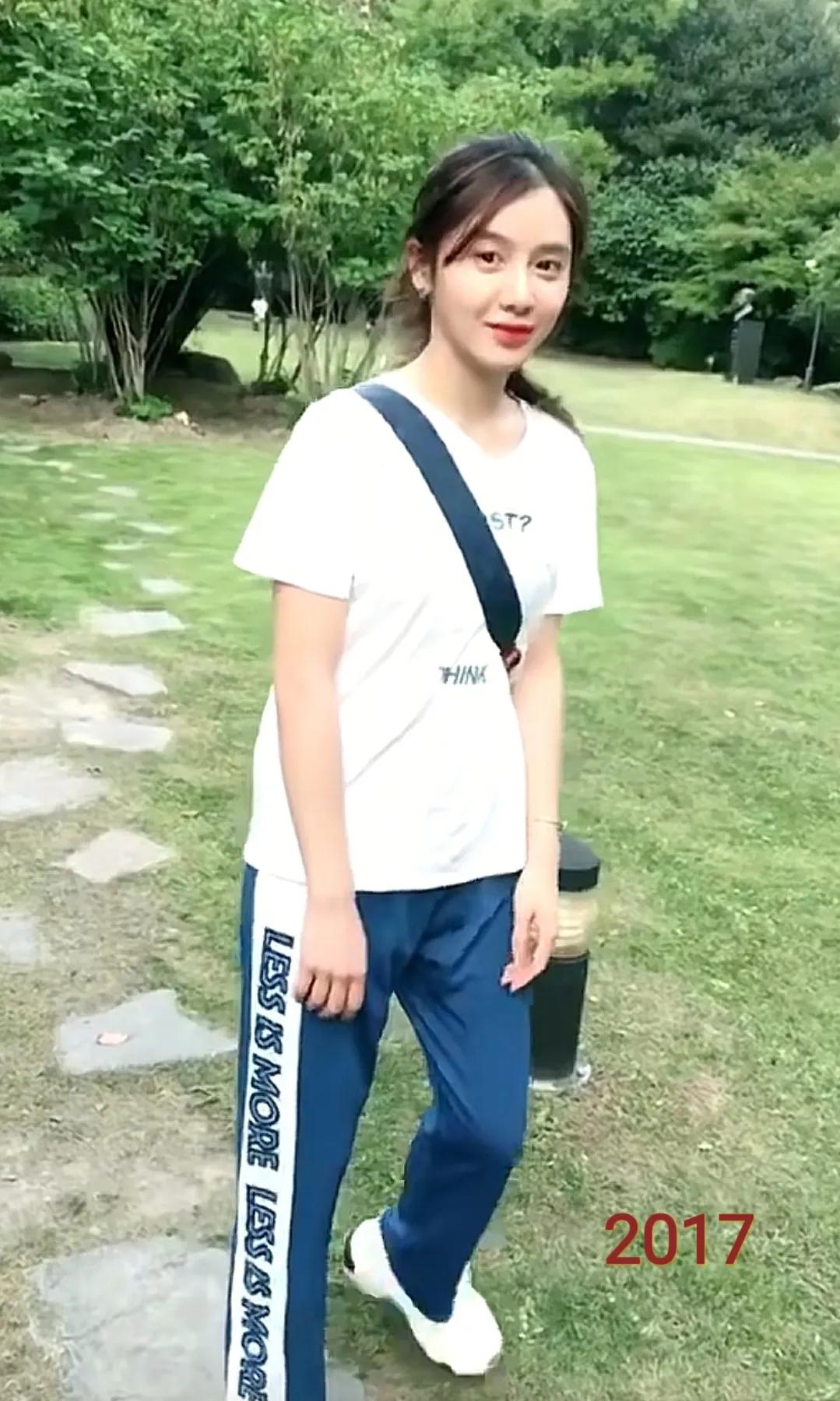 国内篮球第一女主播~美娜，7年的时间，从青春少女变成了高冷御姐。今天看NBA的
