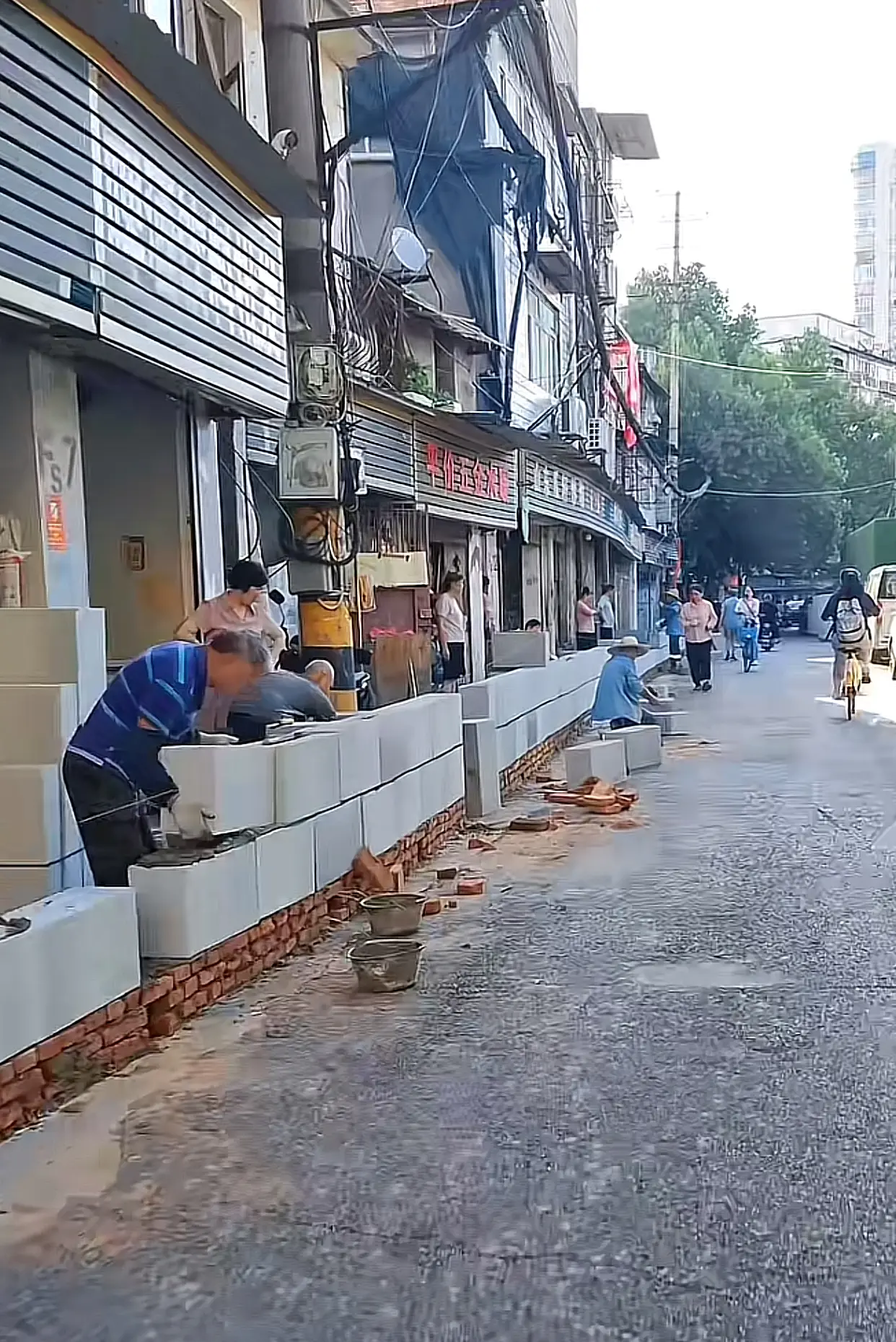 缺德啊，人家商户还怎么做生意？