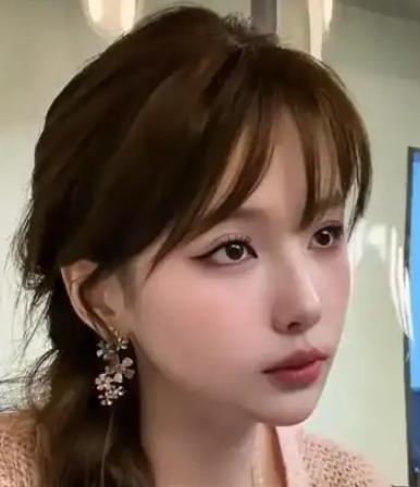 安徽，一位女网红连住3年酒店花了20万，自认为算是酒店的大客户，而且平时对酒店的