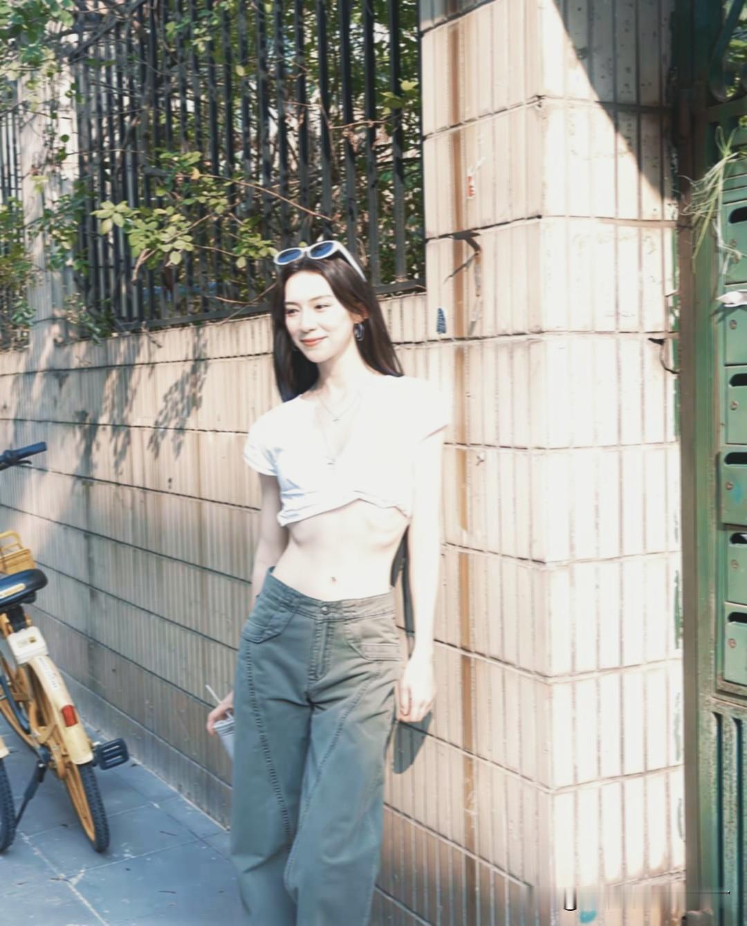 找儿媳妇千万不要太漂亮我同事的儿子结婚了，找了一个特别漂亮的儿媳妇，还没半年的