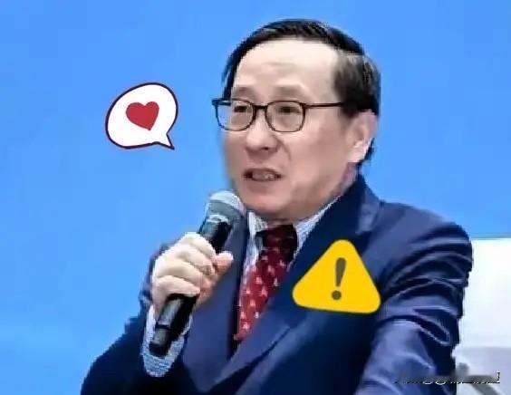 最近高志凯抛出了一个观点，引起了很大争议。他建议把“国家移民管理局”的名字改回去