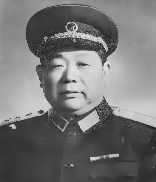 1982年，陈锡联上将的二儿子不幸牺牲，那时的陈锡联已经年近70，中央害怕他会过
