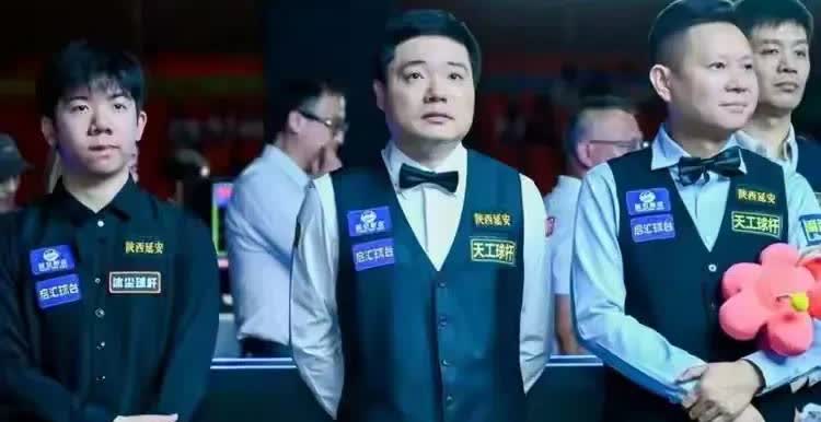 大家知道丁俊晖的球为何越来越差了？从赵心童夺得世界锦标赛冠军后，原来本以为他