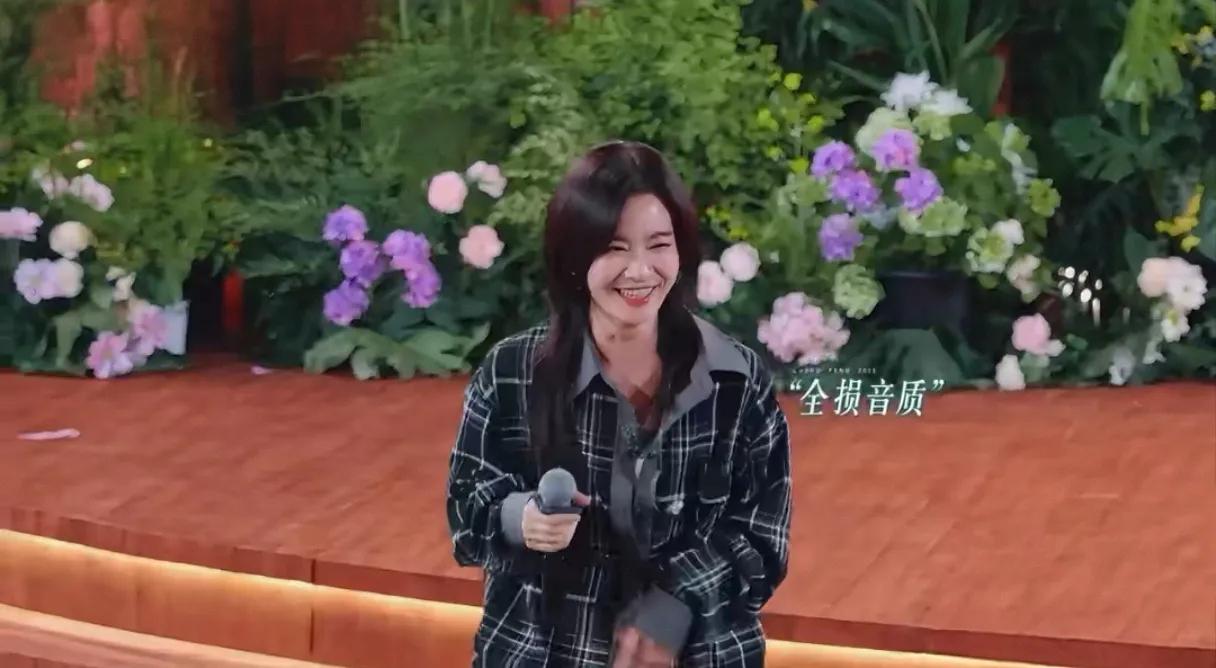 李晟“全损音质”，遭一致“否认”李晟很抱歉说“然后，虽然今天是全损音质，但是