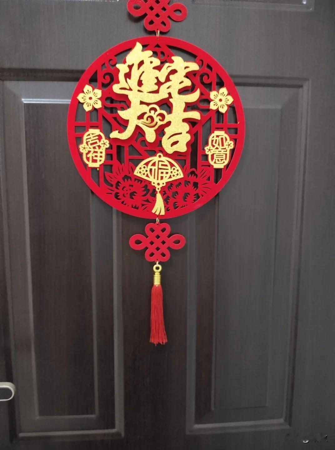 特别后悔的一件事，就是前几年买了万科的房。不是房不好，而是在高点的时候买的，现在