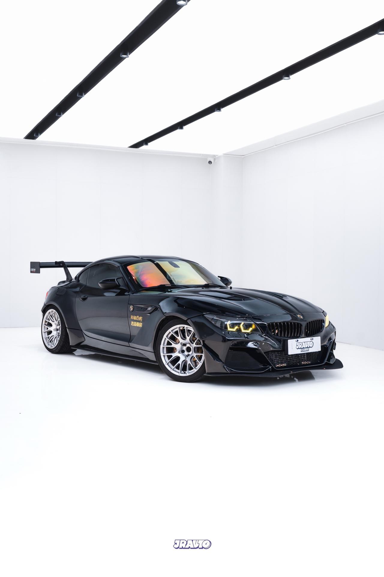 摄影：@闪现琪场地：@JRAUTO志扬车房年少有为开宝马宝马Z4改装车