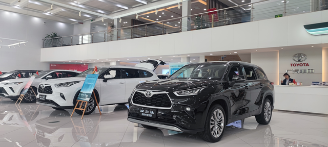 2024款汉兰达至尊版选车经历一、选车：车子是新增，选车我关注的几个点：1