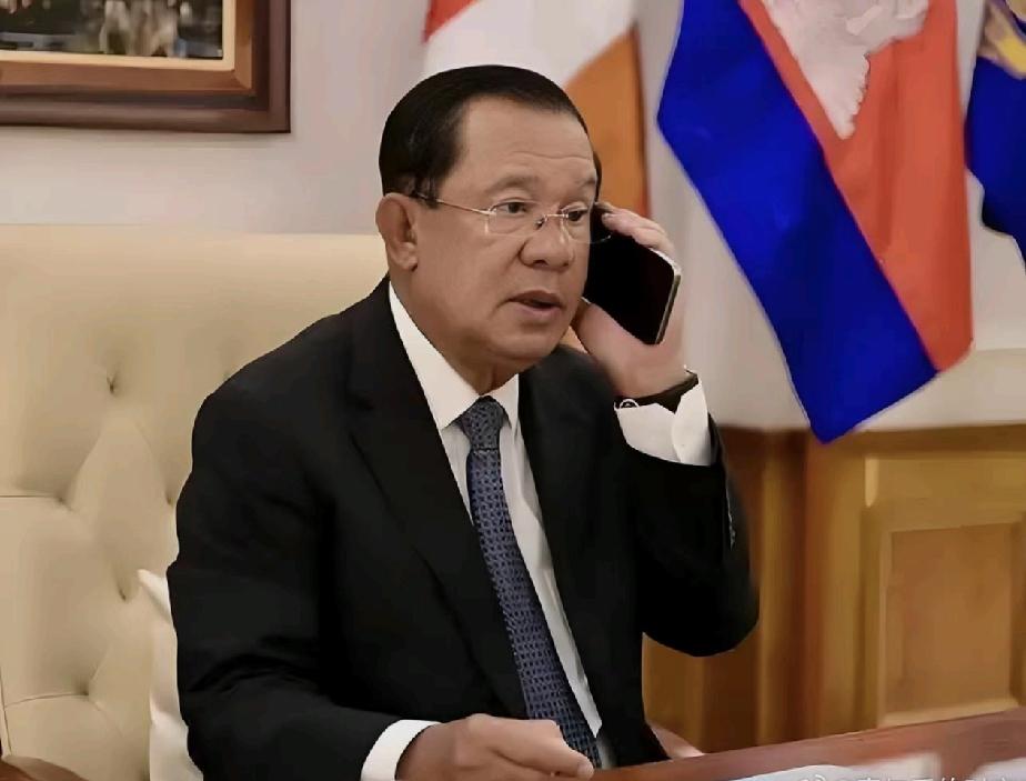 洪森挺可怜的，70多岁了，本该享天伦之乐，结果却被儿子坑了。柬埔寨政治强人洪