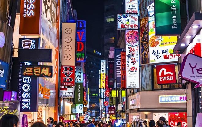 在韩国待了三年，我最大的感受是：这个国家真的不适合生活，比国内差了好多。第一